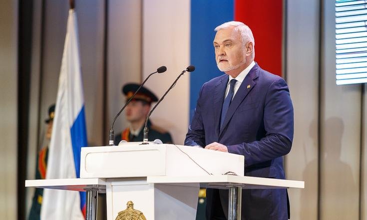 Александр Лукашенко подписал Указ об увеличении лимита сверхурочной работы в промышленности