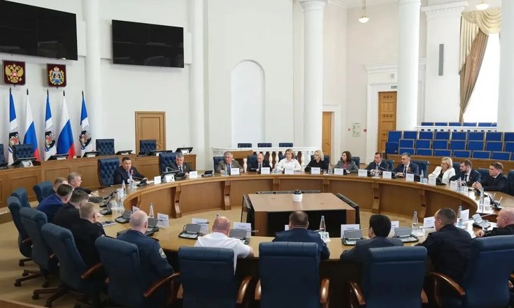 панов