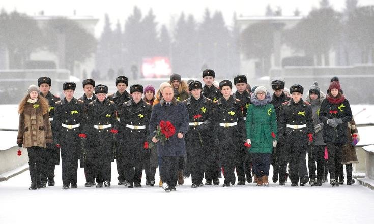 Президент принял участие в памятных мероприятиях по случаю 75-летия прорыва блокады Ленинграда